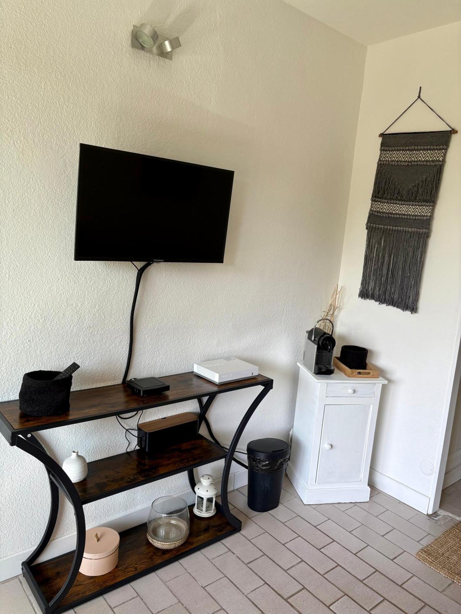 Sejour Au Port Appartement Hyères Buitenkant foto